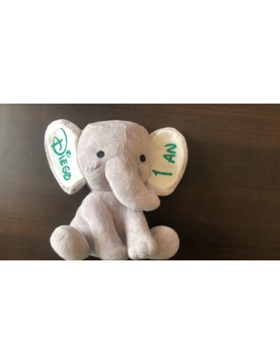 Peluche éléphant