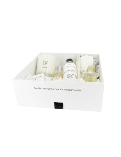 Coffret bougie 180gr + diffuseur & spray 100ml + savon 50gr + lavant 2 en 1 + 1 coeur Bois de Gaiac