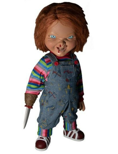 Chucky, la poupée de sang poupée parlante Designer Series Menacing Chucky 38 cm